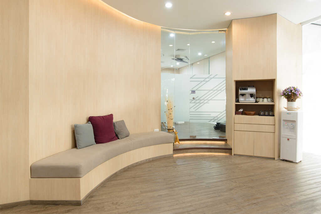 We aim to design our practice with the most comfortable feeling with modern facilities.