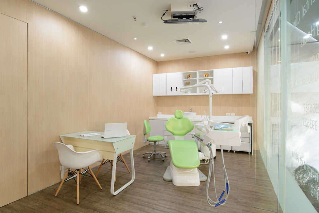Our clinic provides a comfortable and relaxing atmosphere before, during and after treatment for all patients.